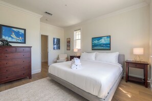 5 chambres, fer et planche à repasser, Wi-Fi, draps fournis