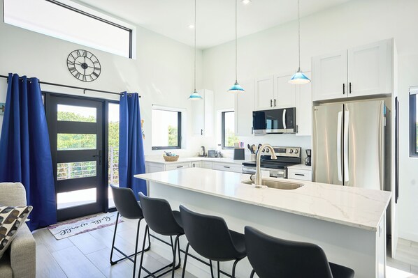 Microwave, oven, stovetop, dishwasher