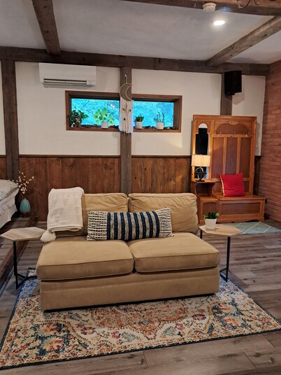 Forest Nature Retreat with Fire Pit and Trails near Thermea Spa