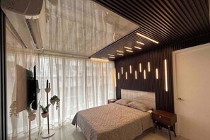 4 soverom, strykejern/-brett, internettilgang og sengetøy