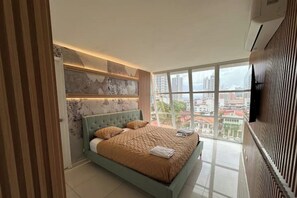 4 chambres, fer et planche à repasser, accès à Internet, literie fournie