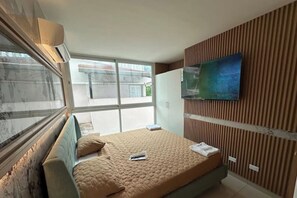 4 chambres, fer et planche à repasser, accès Internet, draps fournis