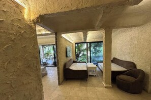 1 chambre, fer et planche à repasser, accès à Internet, literie fournie