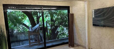 1 bedroom, iron/ironing board, internet, bed sheets