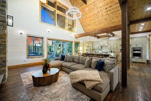 Téléviseur connecté, foyer, jeux vidéo