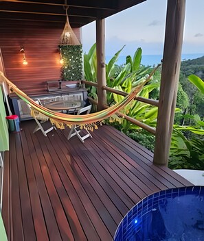 Suite | Tempat makan luar