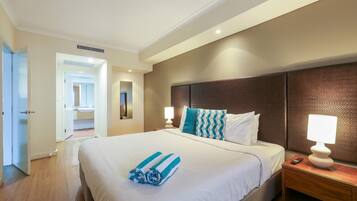 1 bedroom, desk, iron/ironing board, travel crib