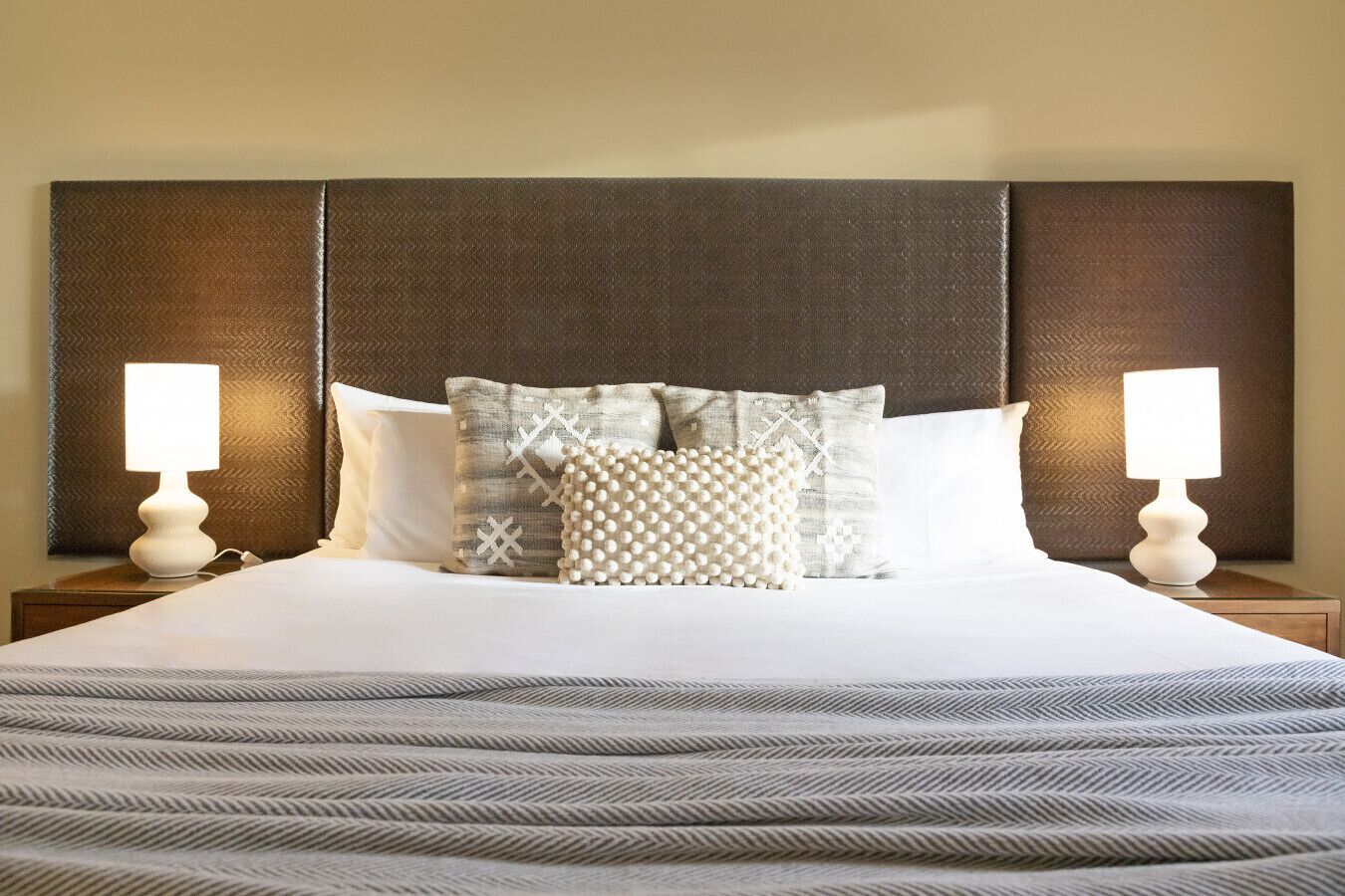 1 Schlafzimmer, Schreibtisch, Bügeleisen/Bügelbrett, Reisekinderbett