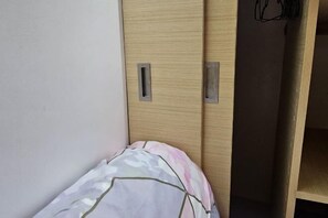 Room - Cozy Private Room D at 3Z Transient House (Tuguegarao)