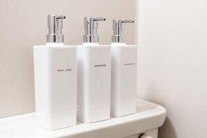 Équipements de salle de bain