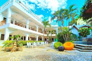 Unclassified image, 4 of 12, button - Simons Heritage Resort Puerto Galera (Puerto Galera)