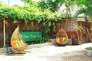 Unclassified image, 3 of 12, button - Simons Heritage Resort Puerto Galera (Puerto Galera)