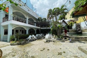 Unclassified image, 3 of 12, button - Simons Heritage Resort Puerto Galera (Puerto Galera)