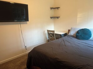 3 chambres, bureau, accès au Wi-Fi (inclus), literie fournie