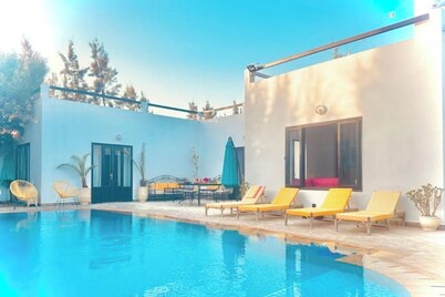 Moga Paradise 8 mins to the sea