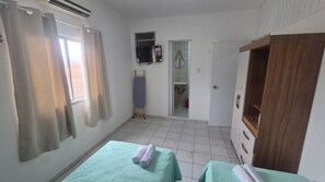 1 makuuhuone, silitysrauta/-lauta, Wi-Fi, vuodevaatteet