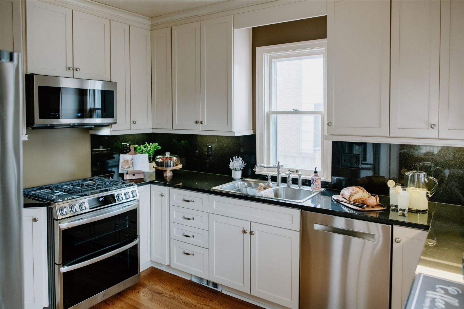 Microwave, oven, stovetop, dishwasher