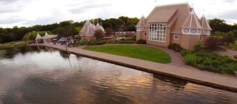 Family/Business-House, Lk Harriet, Pavilion Hot Tub, Games Room Arcade Game