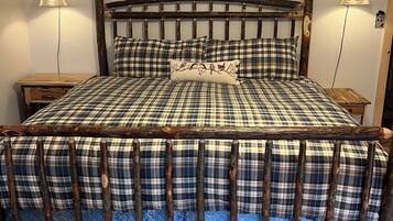 3 bedrooms, bed sheets