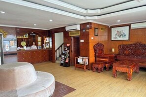 Unclassified image, 4 of 16, button - Chung Hsin Hotel (Phnom Penh)