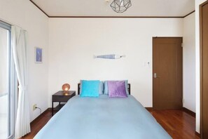Unclassified image, 5 of 136, button - Ocean Therapy House (Onna)