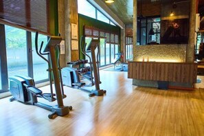 Gym - Mount Austin Haw Ke Lai @ CUB8teens (Tebrau)