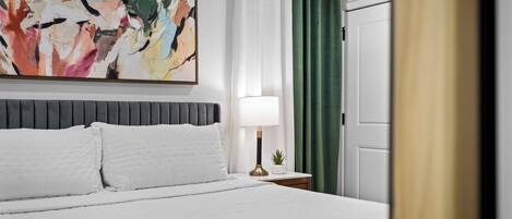4 bedrooms, iron/ironing board, WiFi, bed sheets