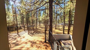 Property grounds - Mt Hood 13 - A/C, Hot Tub, 2 Suites, SHARC (Sunriver)