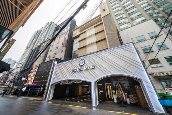Exterior - Mac Hotel (Seoul)