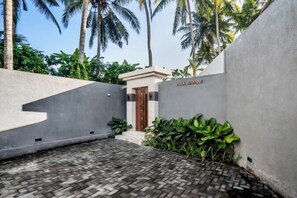 Unclassified image, 2 of 31, button - Villa Jehanne by BaliSuperHost (Bali)