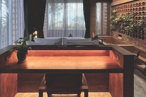 Room - Santi Beach Retreat (Pathio)