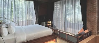 Santi Beach Retreat