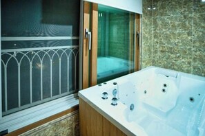 Unclassified image, 3 of 14, button - Jungto Palace (Geoje-si)