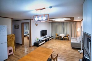 Room - Jungto Palace (Geoje-si)