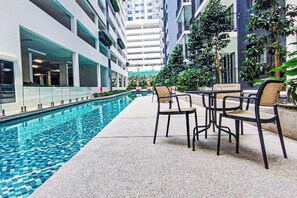 Unclassified image, 3 of 38, button - Fluffy Stay at Huni Setia Alam by HCK (Shah Alam)