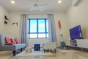 Living area - Fluffy Stay at Huni Setia Alam by HCK (Shah Alam)