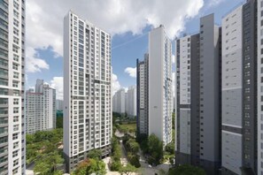Unclassified image, 2 of 111, button - Glen house (Seoul)