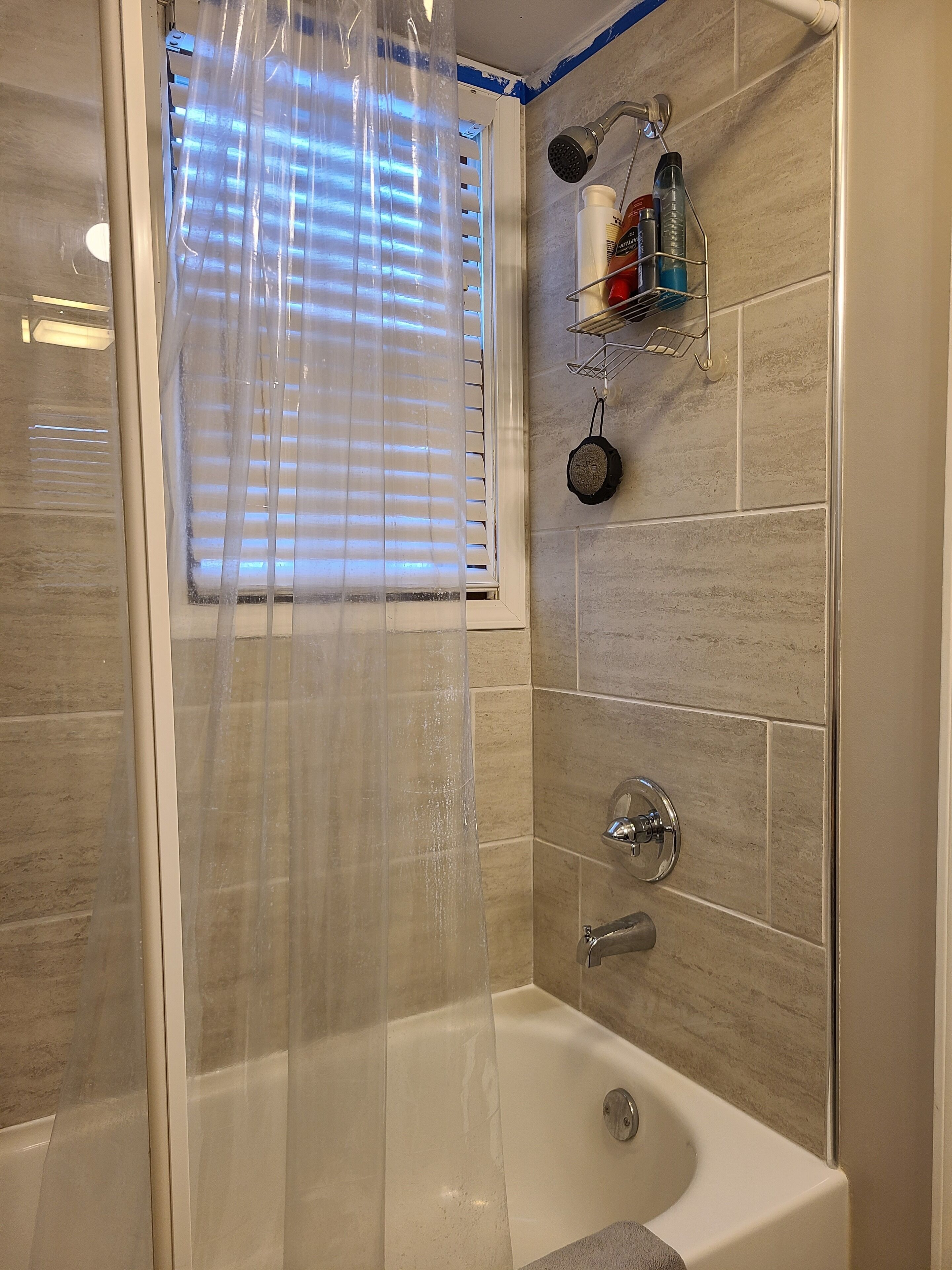 Towels, soap, shampoo, toilet paper