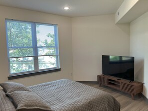 1 bedroom, iron/ironing board, Internet, bed sheets
