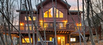 Escape Lodge - Hot Tub, Large Deck, Sauna, Gym.