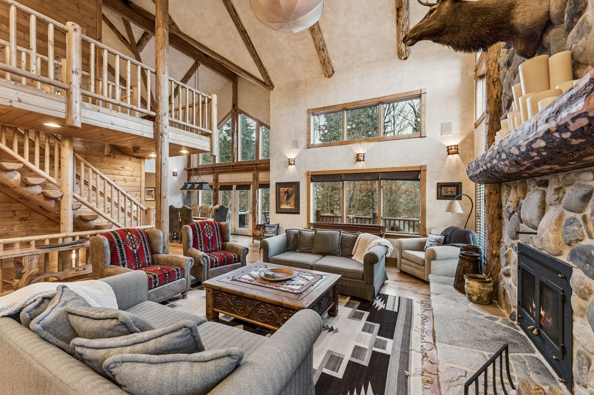 Smart-TV, Kamin, DVD-Player, Tischfußball