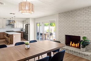 Dining - Sun-Kissed in the Desert!  Heated Private Pool, Family-Friendly, Near Golf & Hiking (Phoenix)