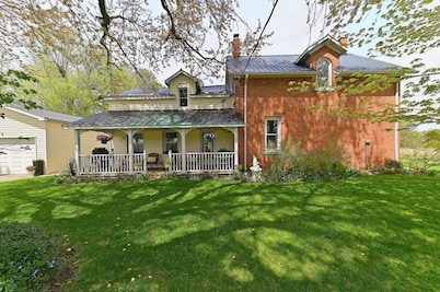Victorian Style Farmhouse in the Quiet Countryside