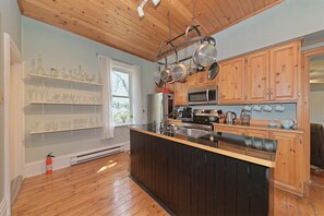 Microwave, oven, stovetop