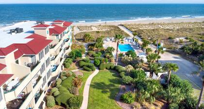 Your Tranquil Tybee Retreat | Heated Pool Access