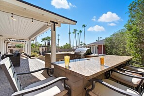 Terrace/patio - Equinox - Pool & Hot Tub - Mins to StarFire Golf (Scottsdale)