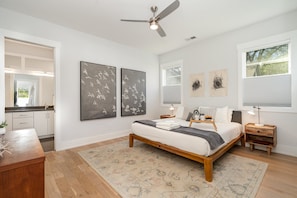 2 slaapkamers, een strijkplank/strijkijzer, reisbedje, gratis wifi