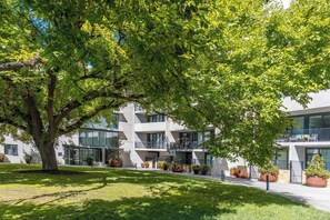 Exterior - Central North Braddon – Steps from Cafes and Shops (Braddon)