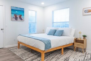 4 chambres, fer et planche à repasser, lit de bébé portatif, Wi-Fi