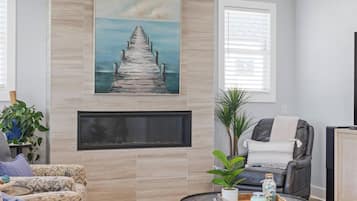 Smart-tv en een open haard